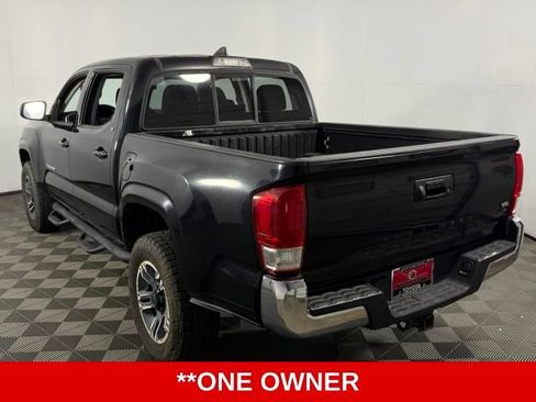 Used 2016 Toyota Tacoma SR5 w/ Towing Package RWD image 6