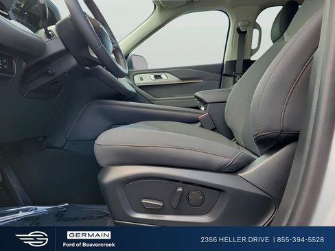 New 2026 Ford Explorer Active RWD image 13