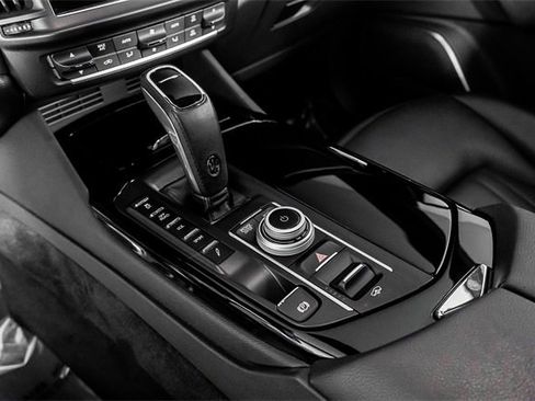 Used 2022 Maserati Levante GT image 40