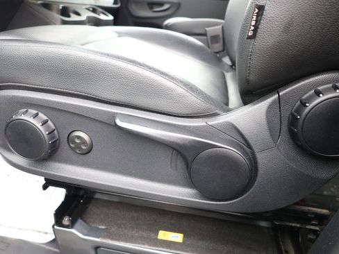 Used 2023 Mercedes-Benz Sprinter 2500 image 11
