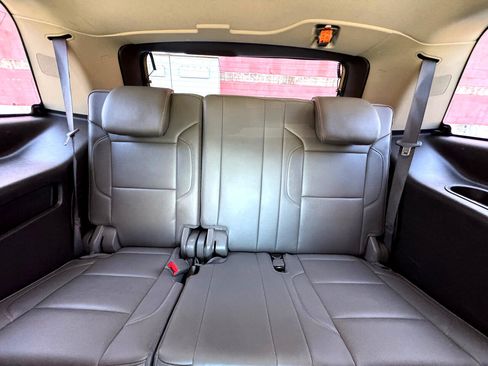 Used 2017 GMC Yukon Denali w/ Open Road Package image 12