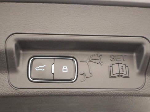 Certified 2023 Ford Explorer XLT w/ Equipment Group 202A image 37