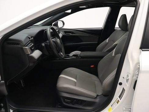 Used 2025 Toyota Camry SE w/ Multimedia Upgrade Package FWD image 14
