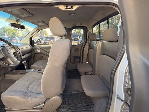 Used 2007 Nissan Frontier XE w/ Preferred Pkg RWD image 22