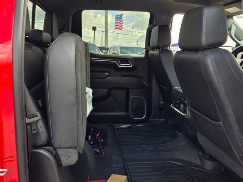 Used 2023 GMC Sierra 1500 Elevation w/ Elevation Premium Package AWD/4WD image 12