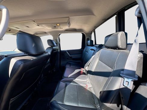 Used 2008 Nissan Titan LE w/ Tow Pkg image 30