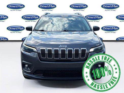Used 2019 Jeep Cherokee Latitude Plus FWD image 2