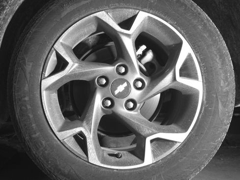 Used 2025 Chevrolet Trax LT w/ LT Convenience Package image 14