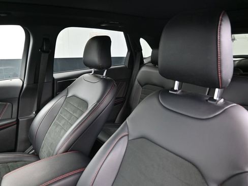 Used 2023 Ford Edge ST-Line AWD/4WD image 15