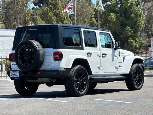 Used 2023 Jeep Wrangler Unlimited Sahara AWD/4WD image 5
