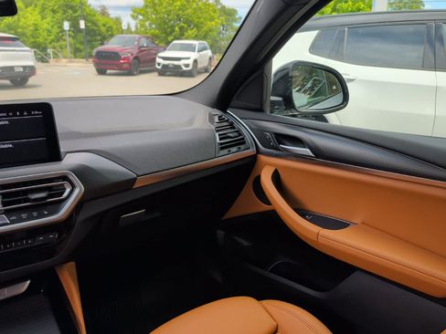 Used 2022 BMW X4 xDrive30i AWD/4WD image 33