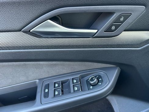 New 2026 Volkswagen GTI SE image 9