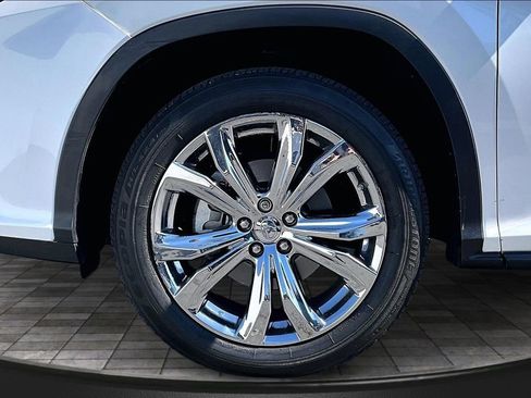 Used 2018 Lexus RX 450h F Sport w/ Premium Package image 32