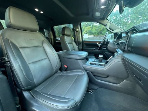 Used 2023 GMC Sierra 1500 Denali w/ Technology Package AWD/4WD image 31