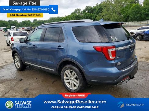 Used 2018 Ford Explorer XLT w/ Equipment Group 202A AWD/4WD image 3