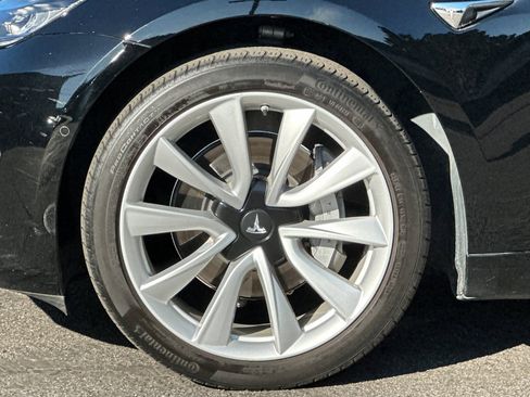 Used 2018 Tesla Model 3 Long Range image 13