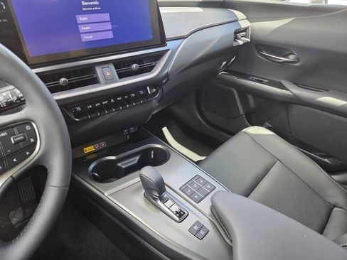 New 2026 Lexus UX 300h AWD image 33