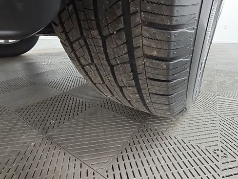 New 2026 GMC Sierra 1500 Pro w/ Graphite Edition image 40