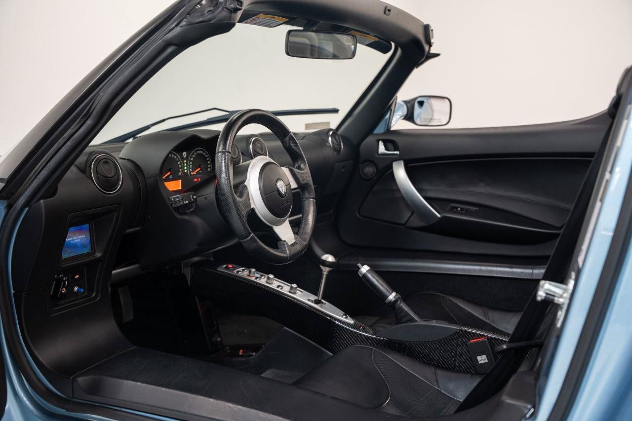 Used 2008 Tesla Roadster RWD image 43