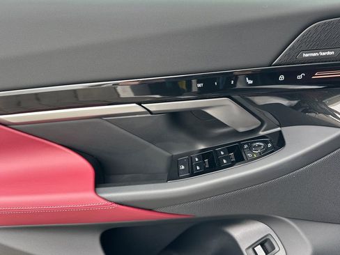 New 2026 BMW 530i 530i w/ Premium Package image 10