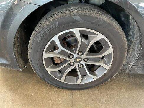 Used 2017 Chevrolet Sonic LT w/ True North Edition FWD image 19