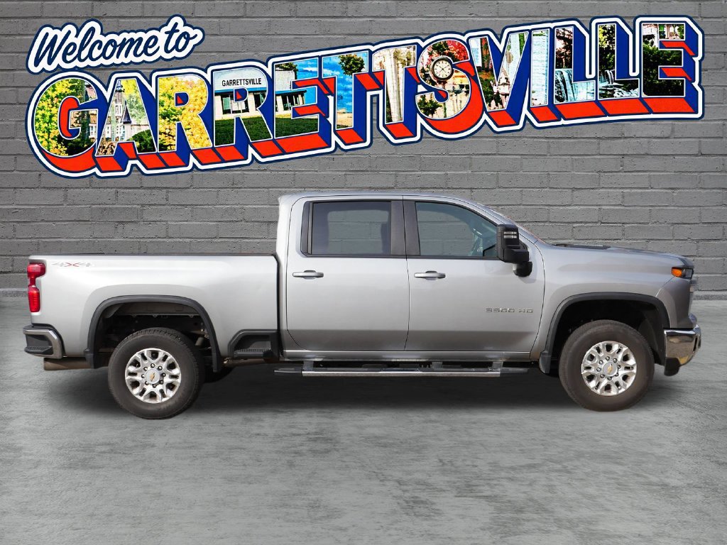 Used 2025 Chevrolet Silverado 3500 LT w/ Safety Package AWD/4WD image 17