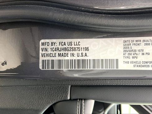 New 2025 Jeep Grand Cherokee Limited w/ Luxury Tech Group II image 32