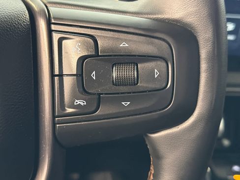 Used 2024 GMC Sierra 1500 AT4 w/ Technology Package image 37