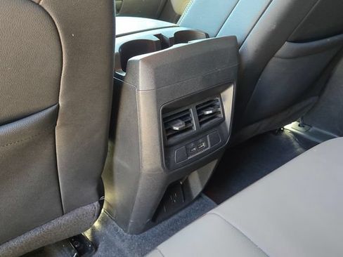 Used 2024 Chevrolet Colorado ZR2 w/ ZR2 Convenience Package III AWD/4WD image 10