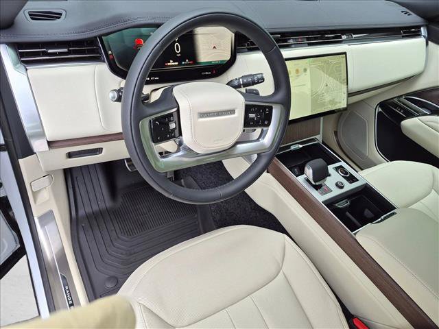 New 2027 Land Rover Range Rover SE AWD/4WD image 3