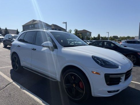 Used 2018 Porsche Cayenne Turbo AWD/4WD image 8