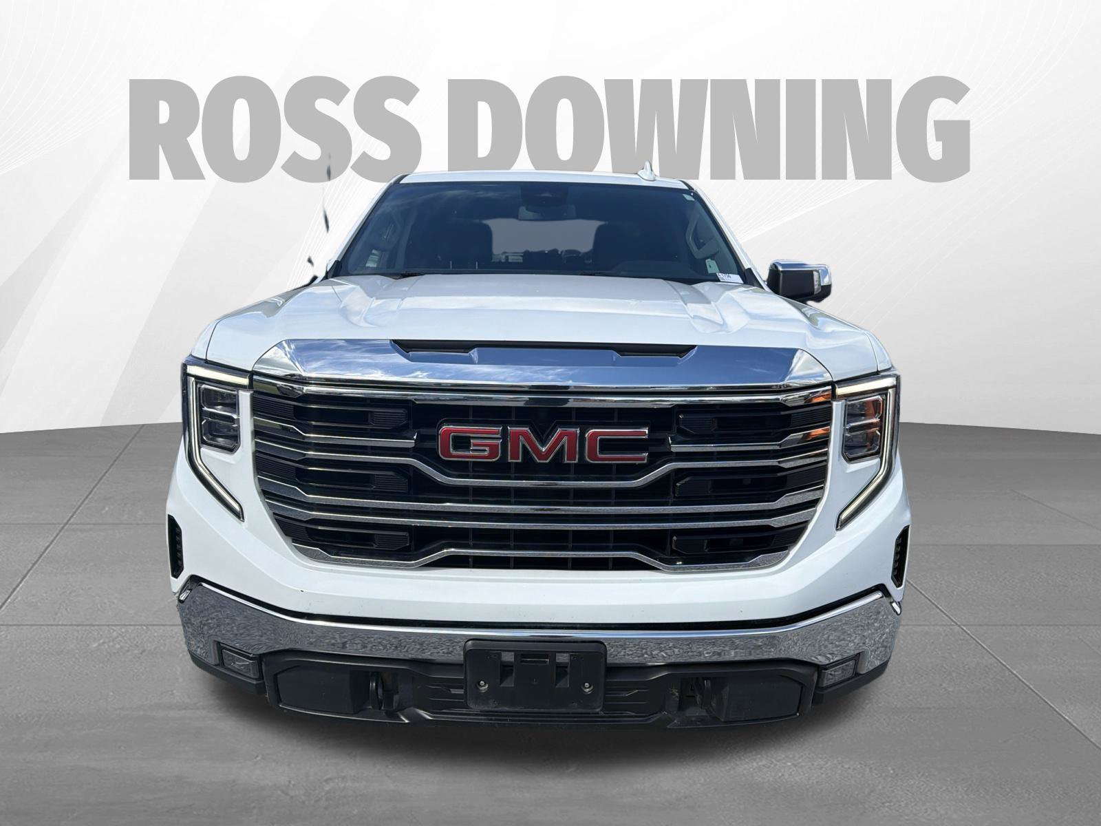 Used 2024 GMC Sierra 1500 SLT RWD image 2