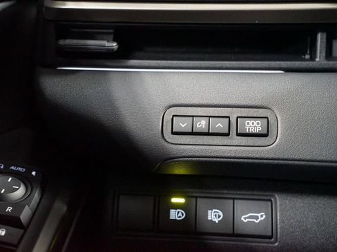 New 2026 Toyota bZ XLE image 24