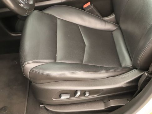 Used 2019 Cadillac XT5 Premium Luxury FWD image 24
