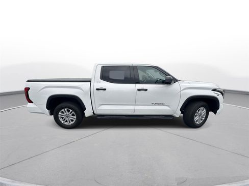 Used 2022 Toyota Tundra SR5 RWD image 11