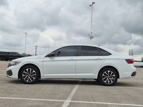 Used 2022 Volkswagen Jetta S FWD image 9