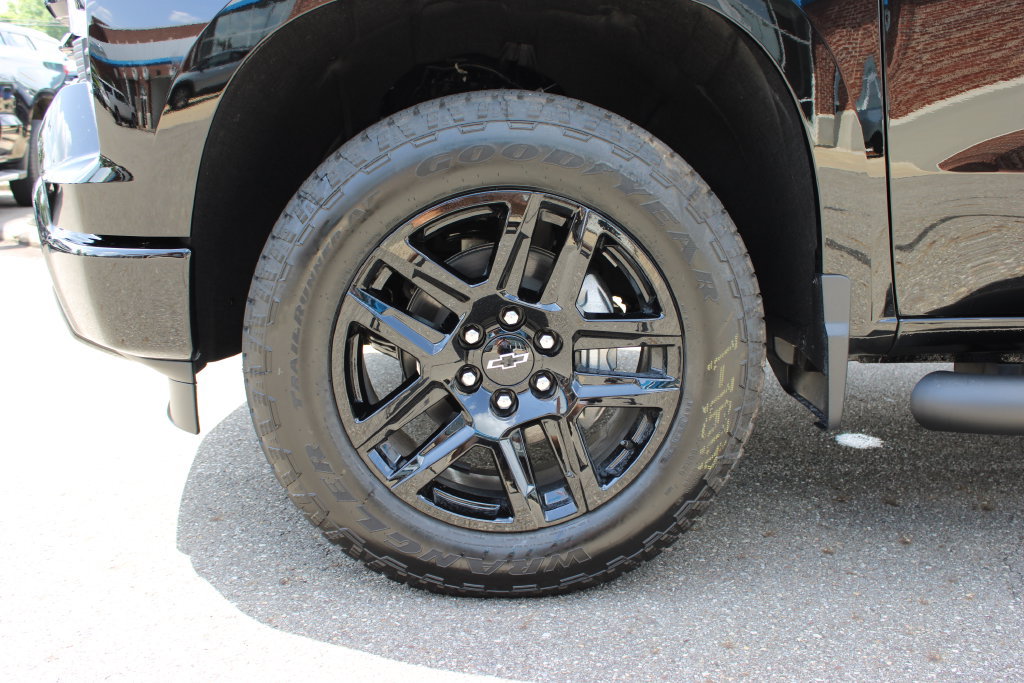 New 2026 Chevrolet Silverado 1500 RST w/ Safety Package AWD/4WD image 30