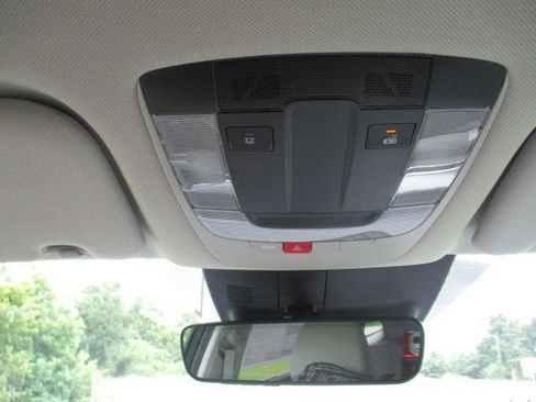 New 2025 Kia Sorento S image 25