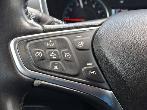 Used 2018 Chevrolet Equinox Premier FWD image 23