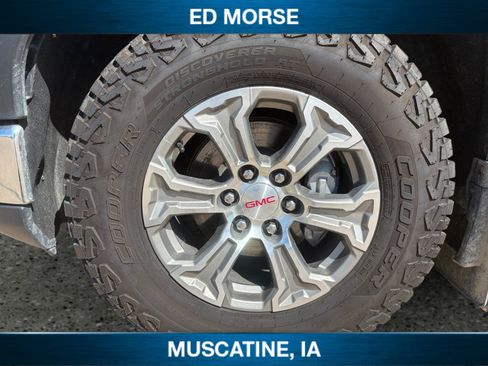 Certified 2024 GMC Sierra 1500 SLT AWD/4WD image 9