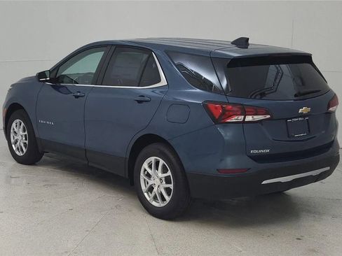 Used 2024 Chevrolet Equinox LT FWD image 5