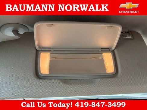 Used 2026 Chevrolet TrailBlazer LT w/ Convenience Package FWD image 25