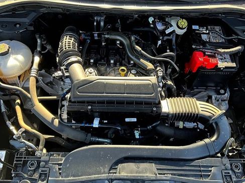 Used 2025 Ford Escape ST-Line image 31