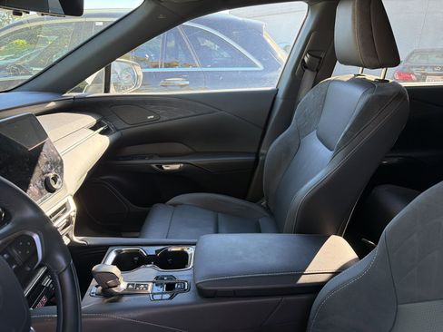 Used 2024 Lexus RX 350 w/ Convenience Package AWD/4WD image 7