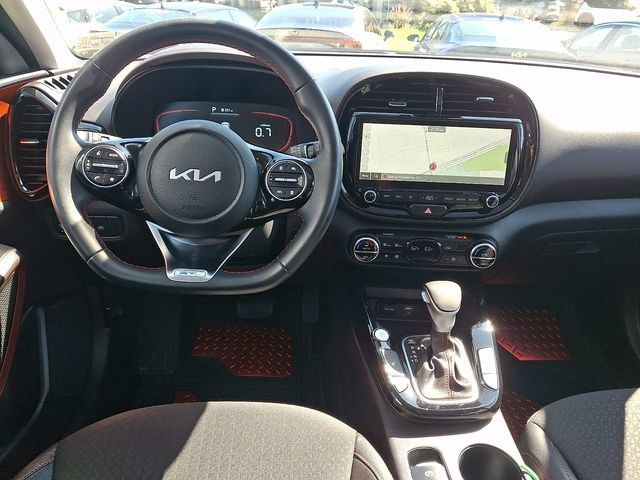Certified 2024 Kia Soul GT-Line w/ GT-Line Technology Package FWD image 11