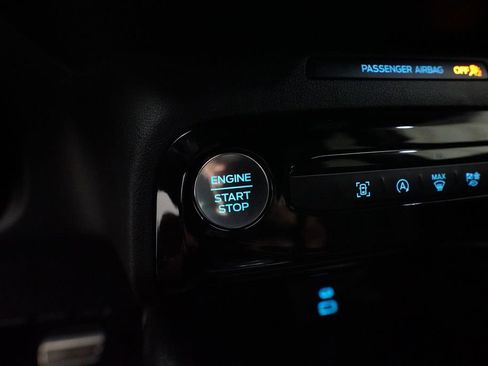 Used 2023 Ford Escape ST-Line w/ Tech Pack #1 AWD/4WD image 31