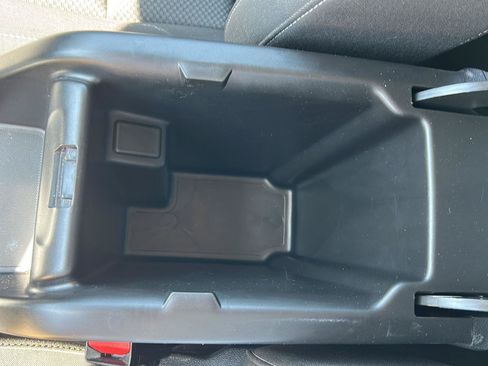 Used 2019 Chevrolet Colorado LT w/ LT Convenience Package AWD/4WD image 16