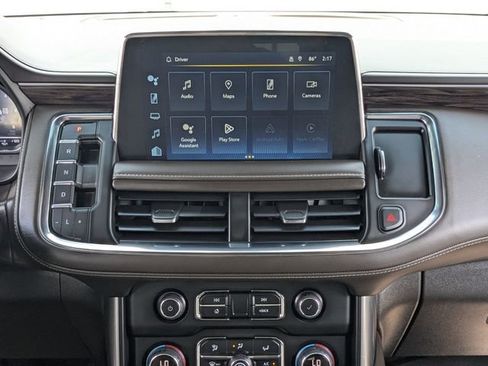Used 2022 Chevrolet Tahoe Z71 AWD/4WD image 18