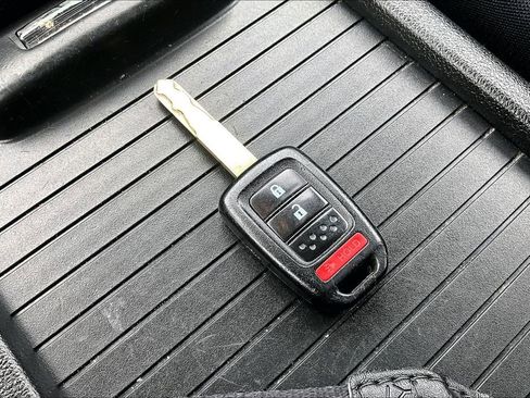 Used 2014 Honda CR-V LX image 32