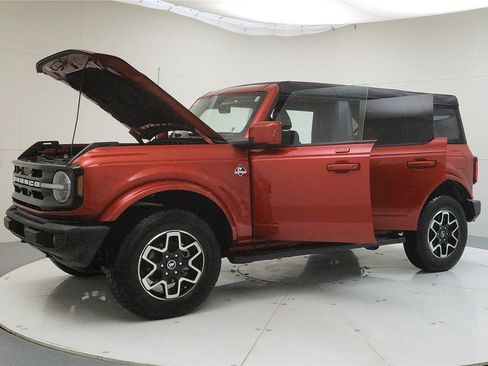 Used 2023 Ford Bronco Outer Banks AWD/4WD image 11